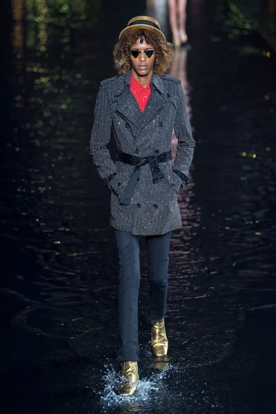 Look 54